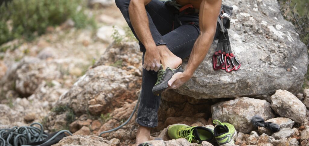 hiker-with-blisters